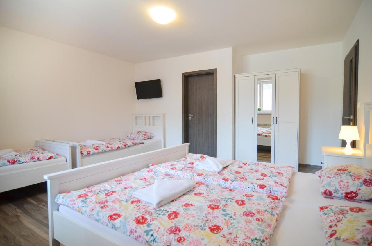 Apartmany Zajecak Zaječí Extérieur photo