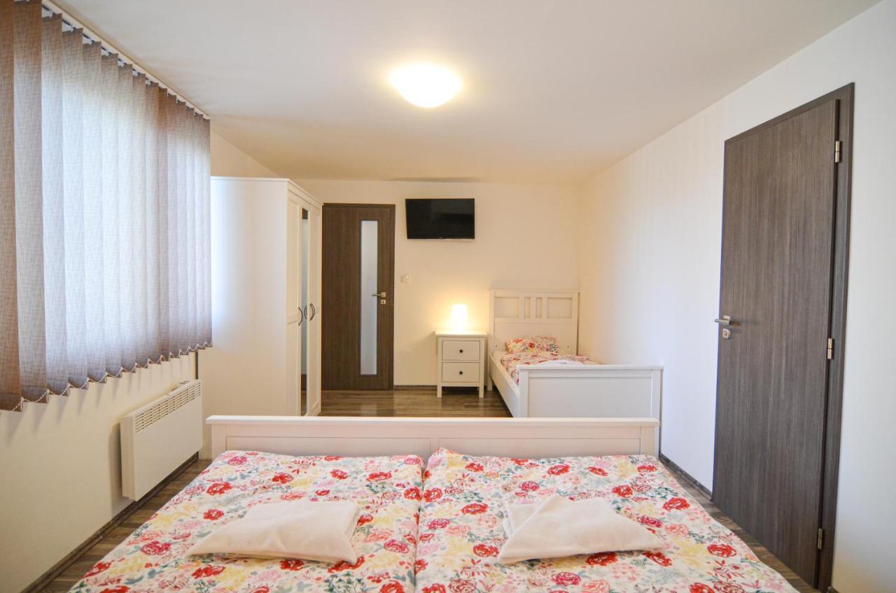 Apartmany Zajecak Zaječí Extérieur photo